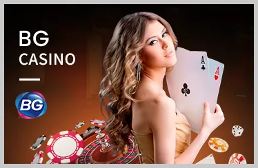 Bàn Poker trực tuyến với các chip cược